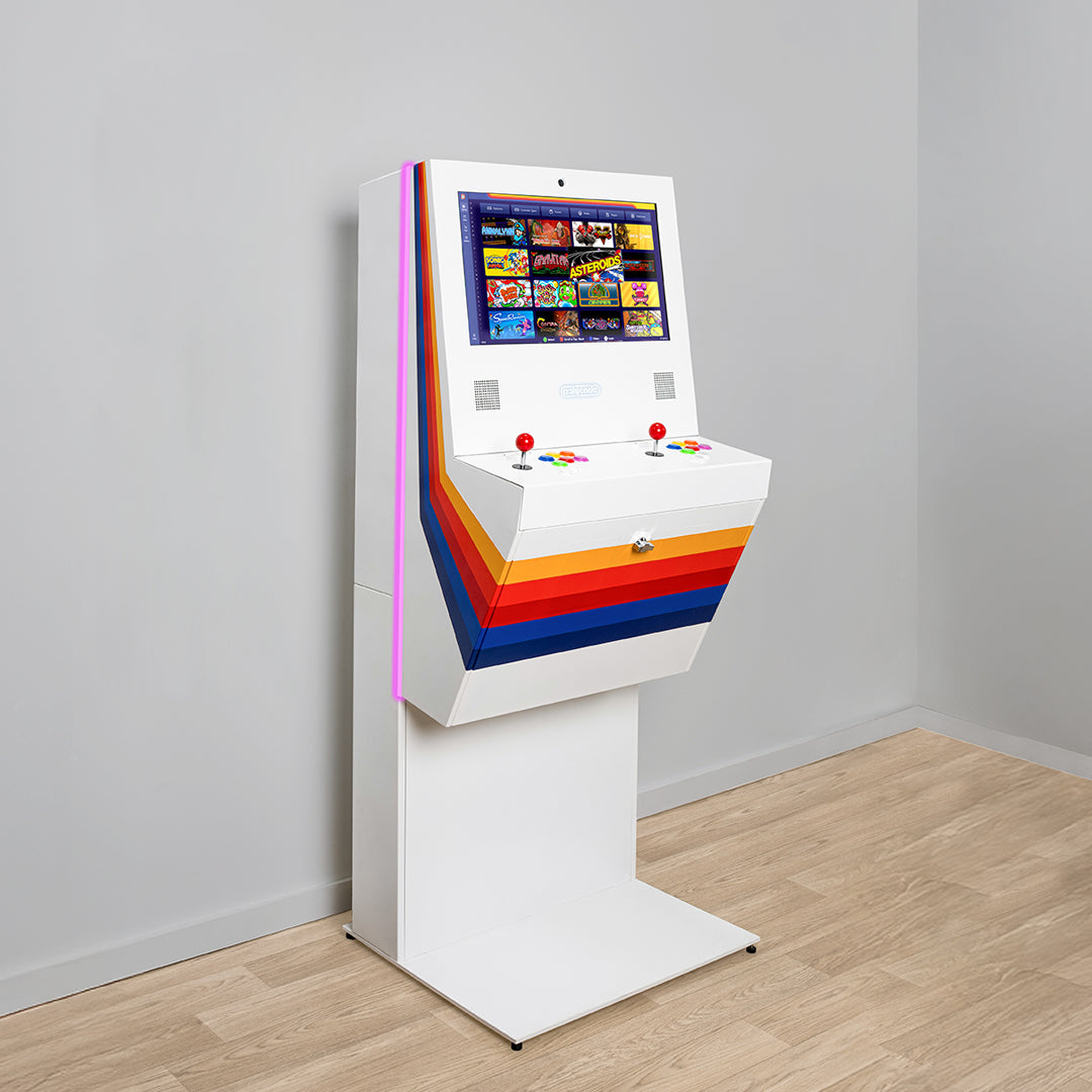 Polycade Stand Striped Freestanding Sente: White – Polycade